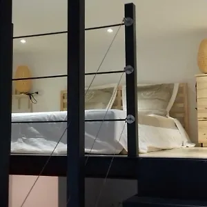 Appartement 10 Via Giuseppe Sirtori, Milaan